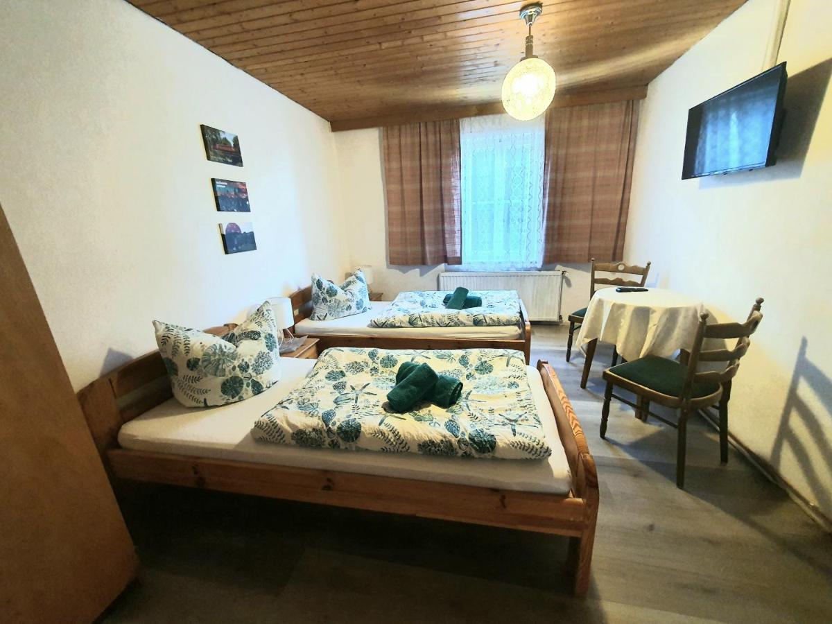 Gaestehaus Weisses Lamm - Monteurzimmer Nordhalben Zewnętrze zdjęcie